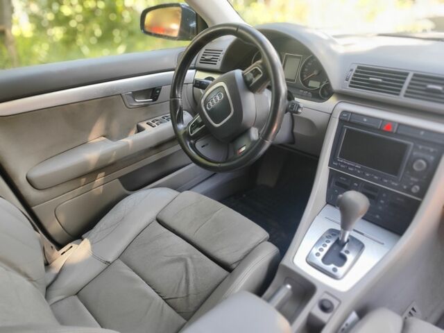 Синий Ауди А4, объемом двигателя 3 л и пробегом 414 тыс. км за 3600 $, фото 6 на Automoto.ua
