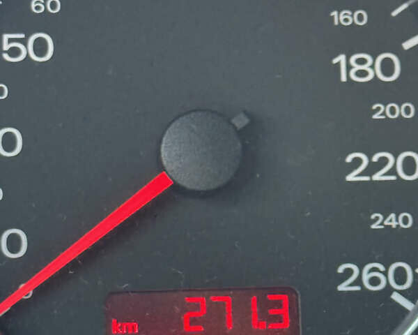 Синій Ауді А4, об'ємом двигуна 2 л та пробігом 260 тис. км за 6599 $, фото 19 на Automoto.ua