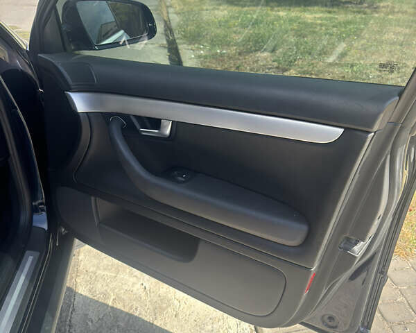 Синій Ауді А4, об'ємом двигуна 1.98 л та пробігом 300 тис. км за 7200 $, фото 7 на Automoto.ua