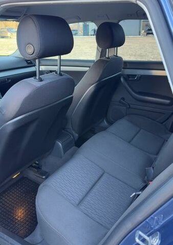 Синій Ауді А4, об'ємом двигуна 1.98 л та пробігом 206 тис. км за 6999 $, фото 21 на Automoto.ua