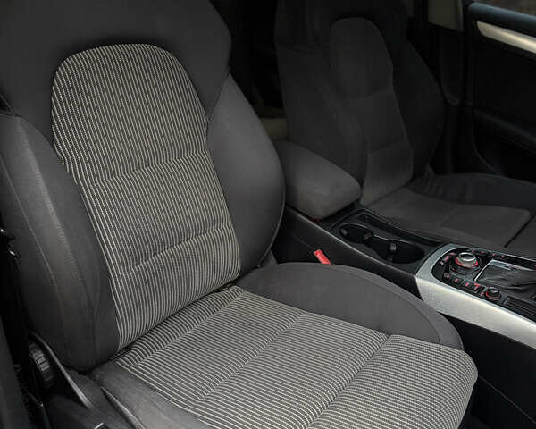 Синій Ауді А4, об'ємом двигуна 2.7 л та пробігом 296 тис. км за 7900 $, фото 27 на Automoto.ua