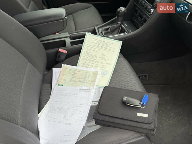 Синій Ауді А4, об'ємом двигуна 1.6 л та пробігом 247 тис. км за 6950 $, фото 49 на Automoto.ua