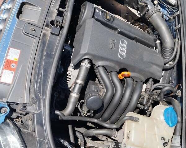 Синий Ауди А4, объемом двигателя 1.6 л и пробегом 230 тыс. км за 7600 $, фото 17 на Automoto.ua