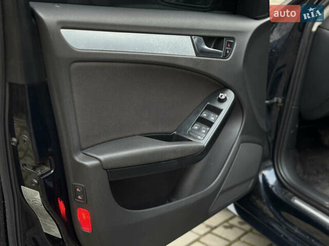 Синій Ауді А4, об'ємом двигуна 2.7 л та пробігом 296 тис. км за 7900 $, фото 20 на Automoto.ua