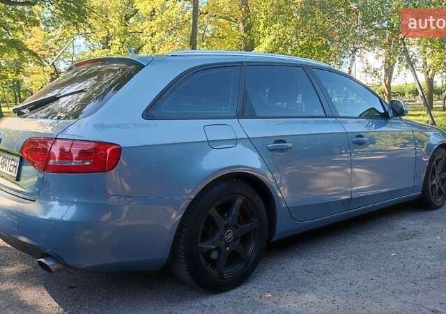 Синий Ауди А4, объемом двигателя 2.7 л и пробегом 250 тыс. км за 9000 $, фото 2 на Automoto.ua