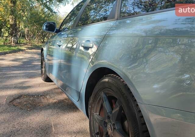 Синий Ауди А4, объемом двигателя 2.7 л и пробегом 250 тыс. км за 8850 $, фото 13 на Automoto.ua