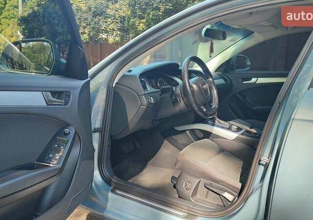 Синий Ауди А4, объемом двигателя 2.7 л и пробегом 250 тыс. км за 8850 $, фото 17 на Automoto.ua