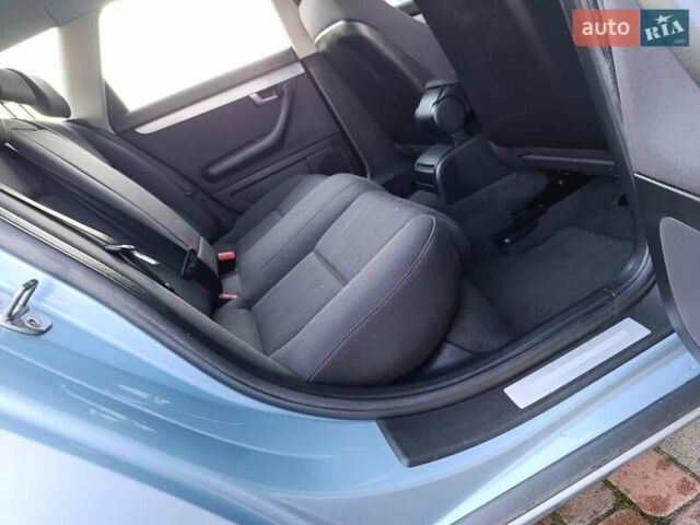 Синій Ауді А4, об'ємом двигуна 1.8 л та пробігом 194 тис. км за 7100 $, фото 61 на Automoto.ua