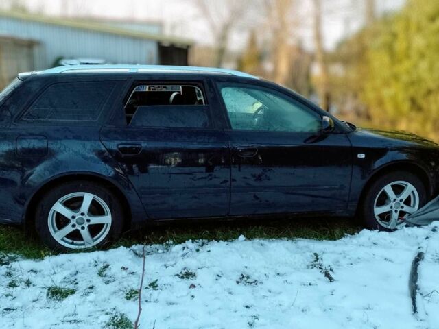 Синий Ауди А4, объемом двигателя 2 л и пробегом 265 тыс. км за 2000 $, фото 11 на Automoto.ua