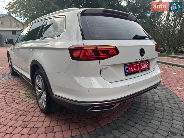 Синій Ауді А4, об'ємом двигуна 1.97 л та пробігом 301 тис. км за 8300 $, фото 11 на Automoto.ua