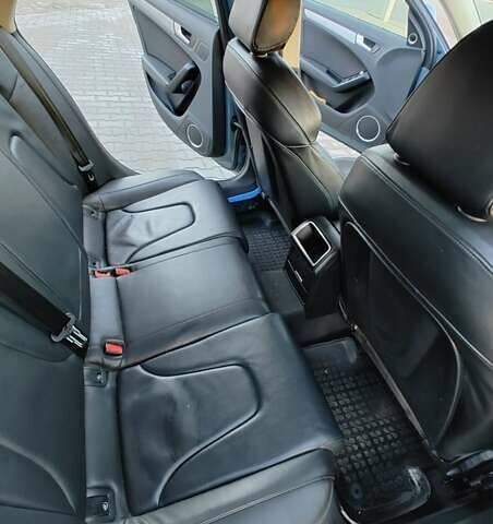 Синій Ауді А4, об'ємом двигуна 2 л та пробігом 270 тис. км за 9700 $, фото 10 на Automoto.ua