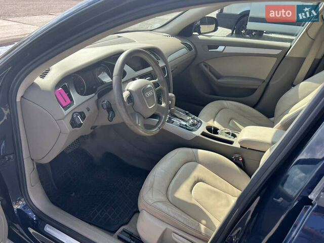 Синий Ауди А4, объемом двигателя 1.97 л и пробегом 410 тыс. км за 7500 $, фото 7 на Automoto.ua