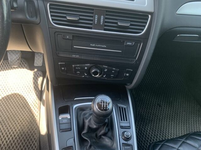 Синий Ауди А4, объемом двигателя 2 л и пробегом 255 тыс. км за 11100 $, фото 9 на Automoto.ua