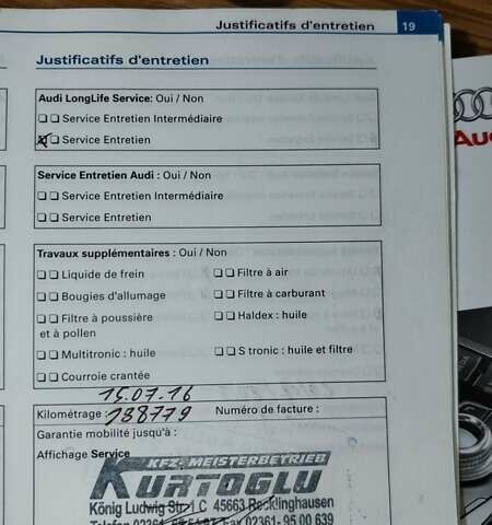 Синій Ауді А4, об'ємом двигуна 2 л та пробігом 270 тис. км за 9700 $, фото 19 на Automoto.ua