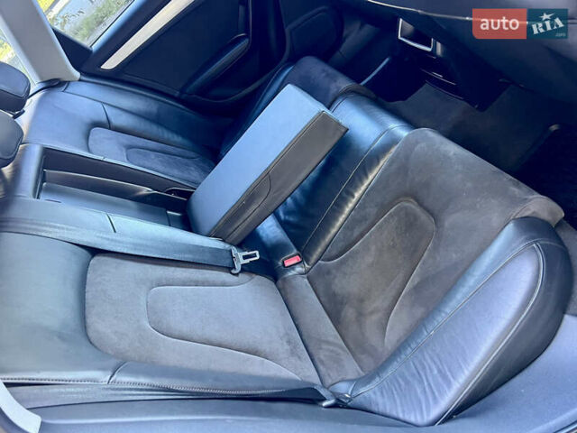 Синий Ауди А4, объемом двигателя 2 л и пробегом 242 тыс. км за 9750 $, фото 53 на Automoto.ua