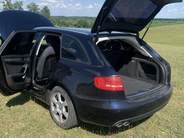 Синий Ауди А4, объемом двигателя 2 л и пробегом 255 тыс. км за 11100 $, фото 2 на Automoto.ua