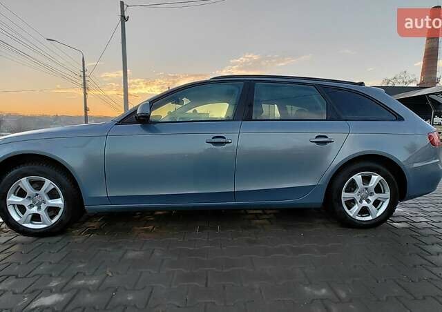 Синій Ауді А4, об'ємом двигуна 2 л та пробігом 270 тис. км за 9700 $, фото 1 на Automoto.ua