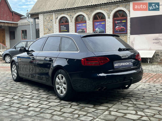 Синий Ауди А4, объемом двигателя 2 л и пробегом 317 тыс. км за 10500 $, фото 5 на Automoto.ua