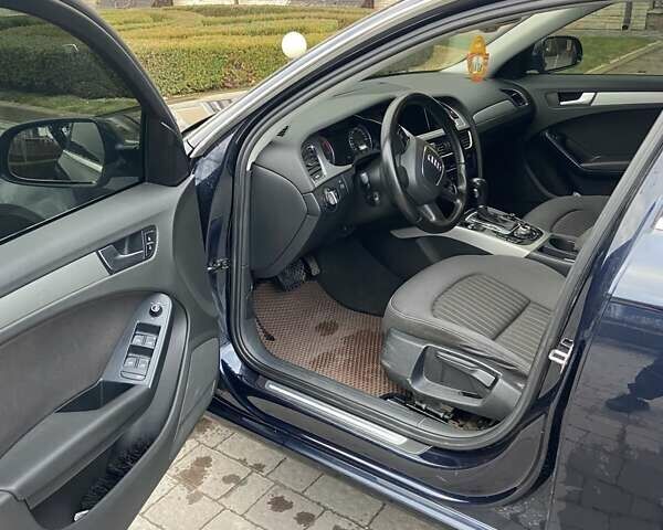 Синий Ауди А4, объемом двигателя 2 л и пробегом 275 тыс. км за 9400 $, фото 17 на Automoto.ua