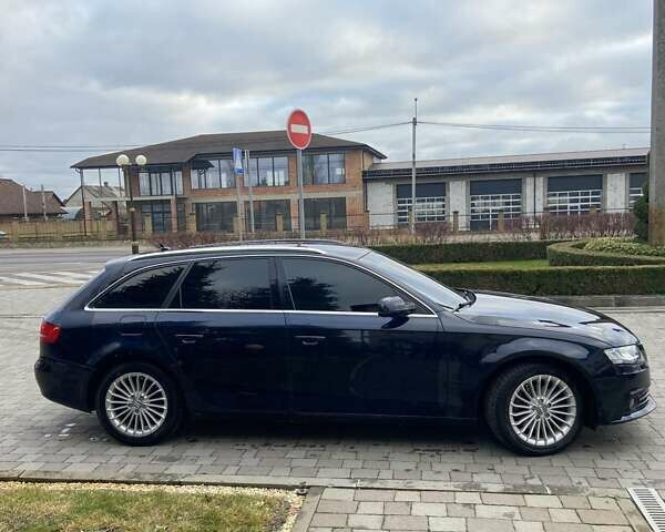 Синий Ауди А4, объемом двигателя 2 л и пробегом 275 тыс. км за 9400 $, фото 2 на Automoto.ua