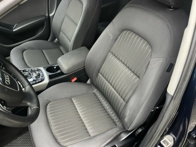 Синій Ауді А4, об'ємом двигуна 2 л та пробігом 317 тис. км за 10500 $, фото 13 на Automoto.ua