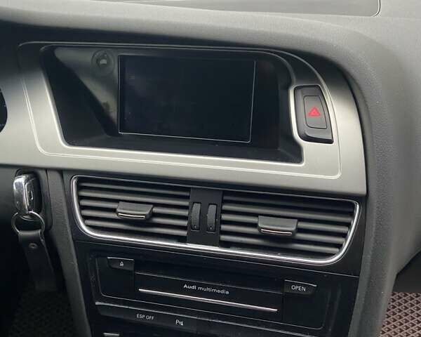 Синий Ауди А4, объемом двигателя 2 л и пробегом 275 тыс. км за 9400 $, фото 14 на Automoto.ua