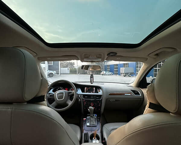 Синий Ауди А4, объемом двигателя 2.02 л и пробегом 168 тыс. км за 10350 $, фото 12 на Automoto.ua