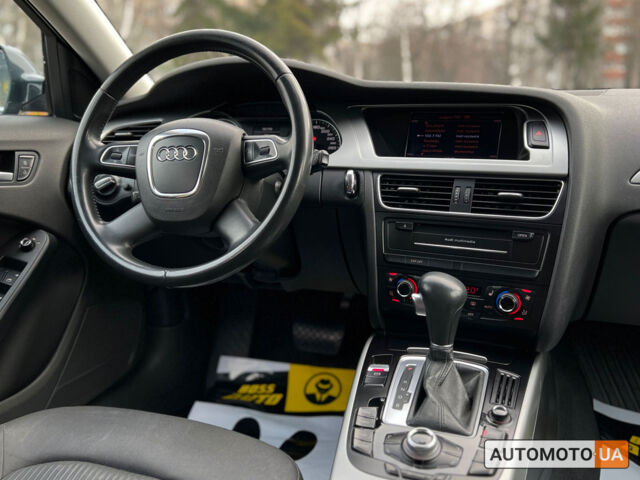 Синий Ауди А4, объемом двигателя 1.8 л и пробегом 204 тыс. км за 9400 $, фото 11 на Automoto.ua