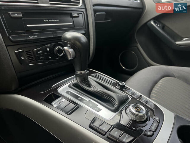 Синий Ауди А4, объемом двигателя 2 л и пробегом 317 тыс. км за 10500 $, фото 16 на Automoto.ua