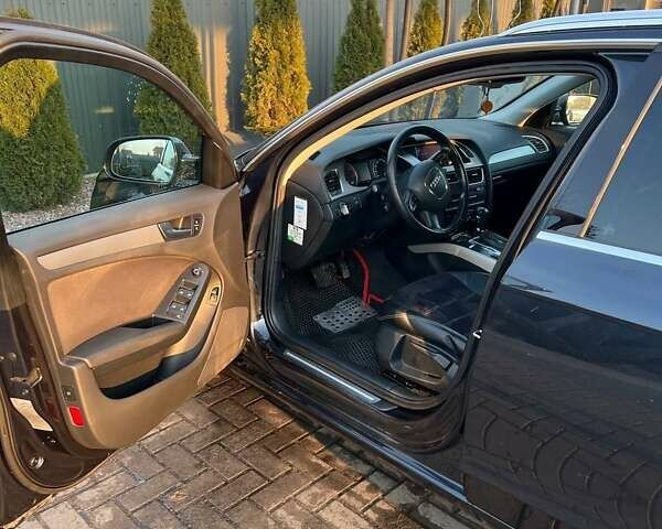 Синий Ауди А4, объемом двигателя 1.97 л и пробегом 292 тыс. км за 11500 $, фото 5 на Automoto.ua