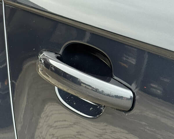 Синій Ауді А4, об'ємом двигуна 1.8 л та пробігом 240 тис. км за 8950 $, фото 19 на Automoto.ua