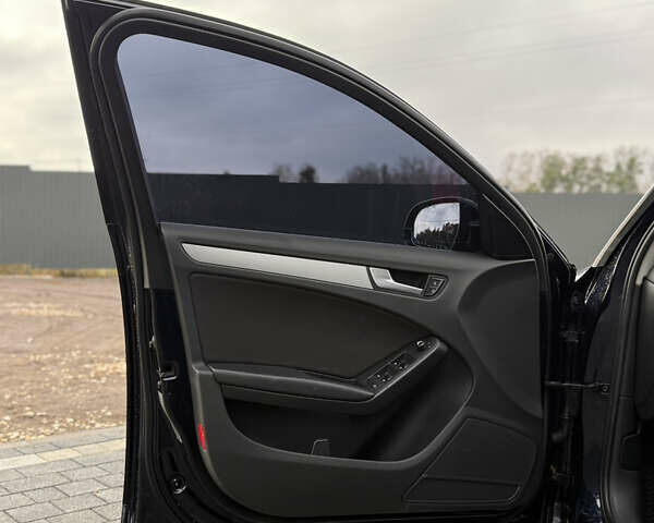 Синій Ауді А4, об'ємом двигуна 1.97 л та пробігом 275 тис. км за 10499 $, фото 15 на Automoto.ua