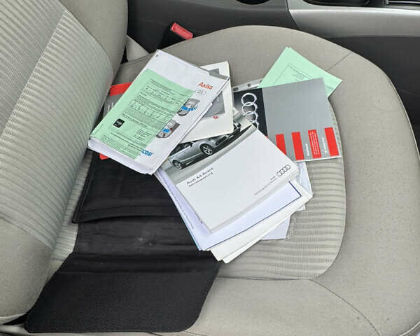 Синий Ауди А4, объемом двигателя 1.8 л и пробегом 240 тыс. км за 8750 $, фото 79 на Automoto.ua