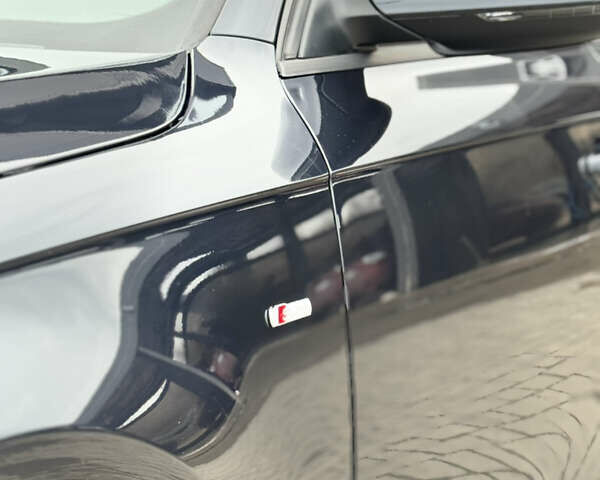 Синий Ауди А4, объемом двигателя 1.8 л и пробегом 240 тыс. км за 8750 $, фото 8 на Automoto.ua