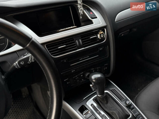 Синій Ауді А4, об'ємом двигуна 1.97 л та пробігом 275 тис. км за 10499 $, фото 28 на Automoto.ua