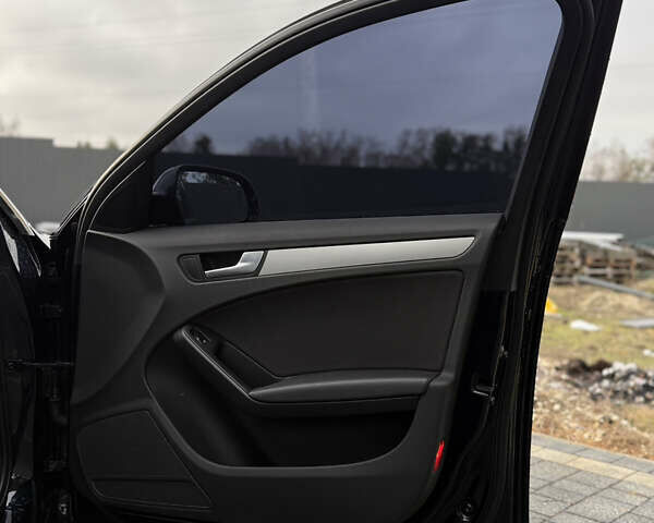 Синій Ауді А4, об'ємом двигуна 1.97 л та пробігом 275 тис. км за 10499 $, фото 17 на Automoto.ua