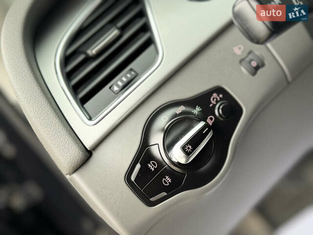 Синий Ауди А4, объемом двигателя 1.8 л и пробегом 240 тыс. км за 8750 $, фото 43 на Automoto.ua