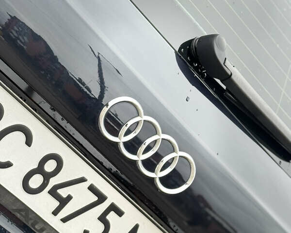 Синій Ауді А4, об'ємом двигуна 1.8 л та пробігом 240 тис. км за 8950 $, фото 27 на Automoto.ua