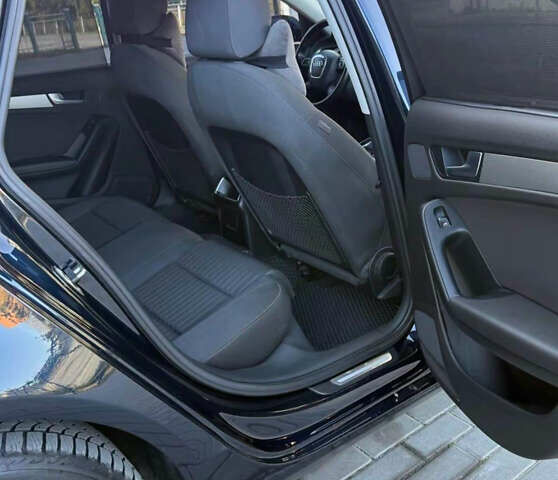 Синій Ауді А4, об'ємом двигуна 1.97 л та пробігом 274 тис. км за 10500 $, фото 8 на Automoto.ua