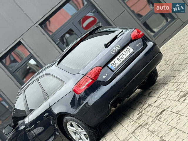 Синій Ауді А4, об'ємом двигуна 1.8 л та пробігом 240 тис. км за 8950 $, фото 32 на Automoto.ua