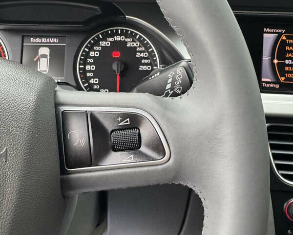 Синий Ауди А4, объемом двигателя 1.8 л и пробегом 240 тыс. км за 8750 $, фото 50 на Automoto.ua