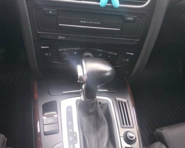 Синий Ауди А4, объемом двигателя 2 л и пробегом 220 тыс. км за 10800 $, фото 5 на Automoto.ua