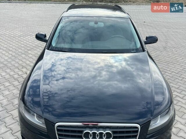 Синий Ауди А4, объемом двигателя 1.8 л и пробегом 241 тыс. км за 8700 $, фото 13 на Automoto.ua