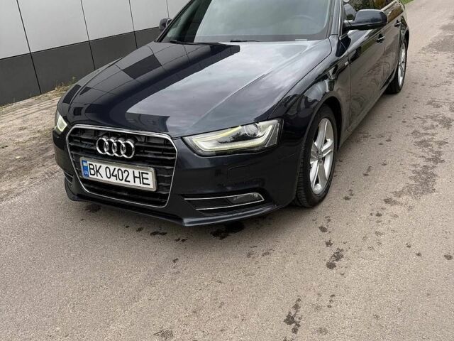 Синий Ауди А4, объемом двигателя 1.97 л и пробегом 309 тыс. км за 11500 $, фото 1 на Automoto.ua