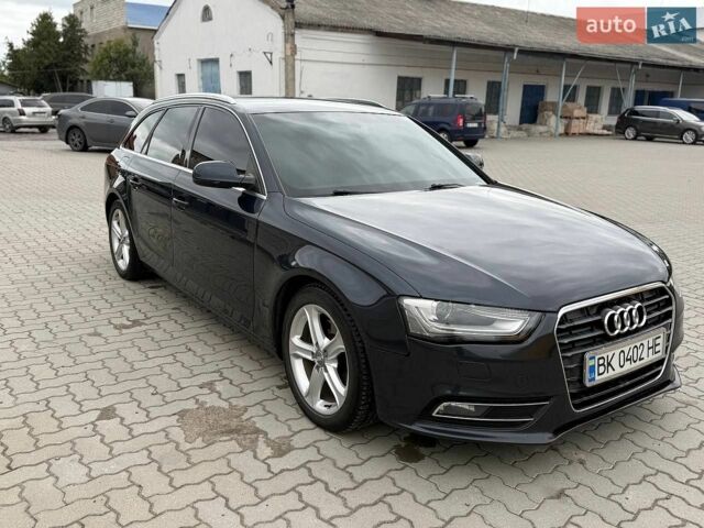 Синий Ауди А4, объемом двигателя 1.97 л и пробегом 309 тыс. км за 11500 $, фото 41 на Automoto.ua