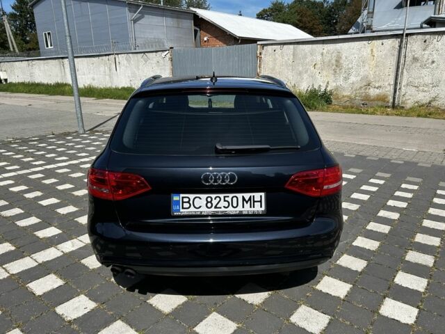 Синий Ауди А4, объемом двигателя 2 л и пробегом 270 тыс. км за 10600 $, фото 2 на Automoto.ua