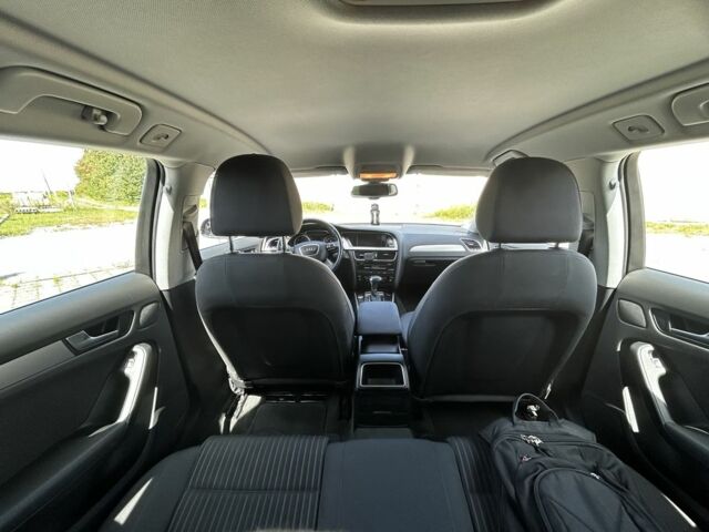 Синий Ауди А4, объемом двигателя 2 л и пробегом 270 тыс. км за 10600 $, фото 9 на Automoto.ua