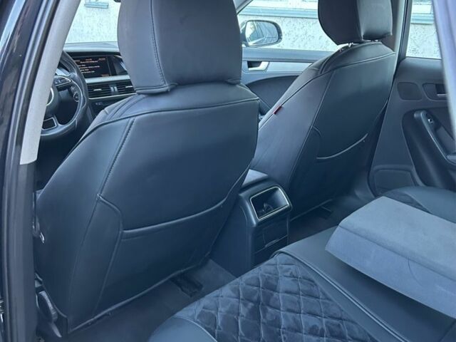 Синий Ауди А4, объемом двигателя 2 л и пробегом 210 тыс. км за 14000 $, фото 4 на Automoto.ua