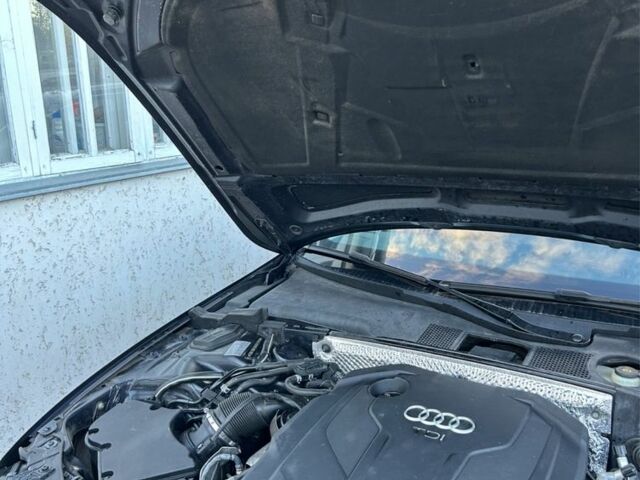 Синий Ауди А4, объемом двигателя 2 л и пробегом 210 тыс. км за 14000 $, фото 6 на Automoto.ua