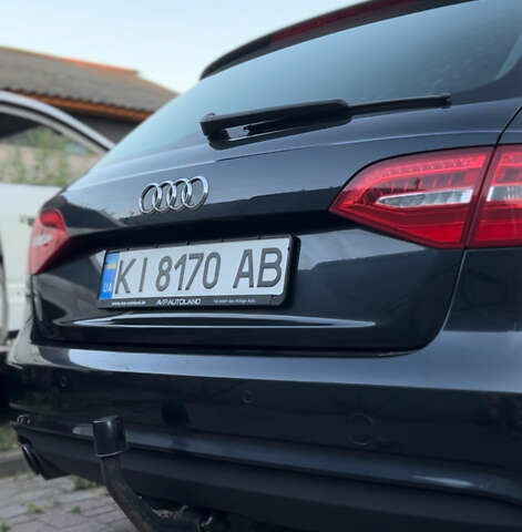 Синий Ауди А4, объемом двигателя 1.9 л и пробегом 210 тыс. км за 14000 $, фото 2 на Automoto.ua